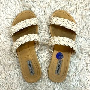 Steve Madden sandals!!